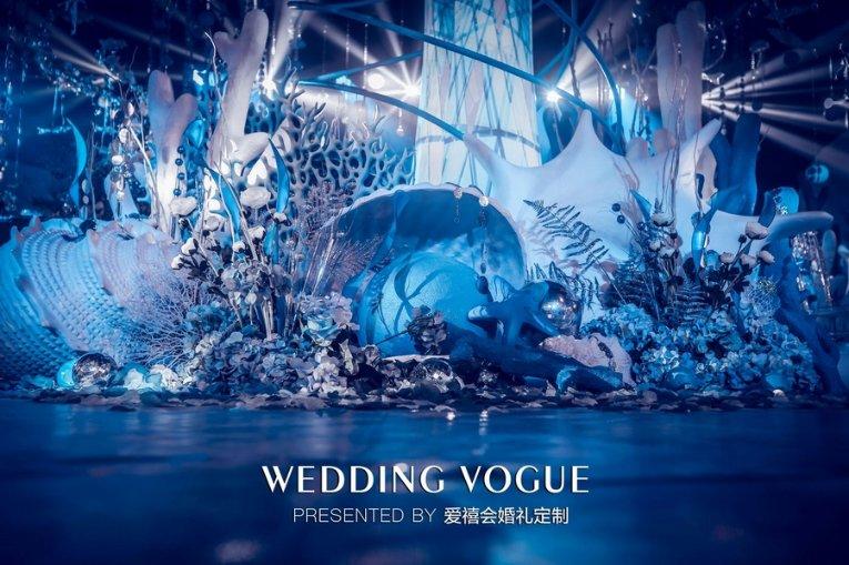 西媒:巴萨球员致电挽留哈维,莱万会面劝说他改变主意