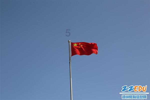 儿子11不听话，感觉不讨人喜欢，当妈的该怎样教育他呢？游戏画面