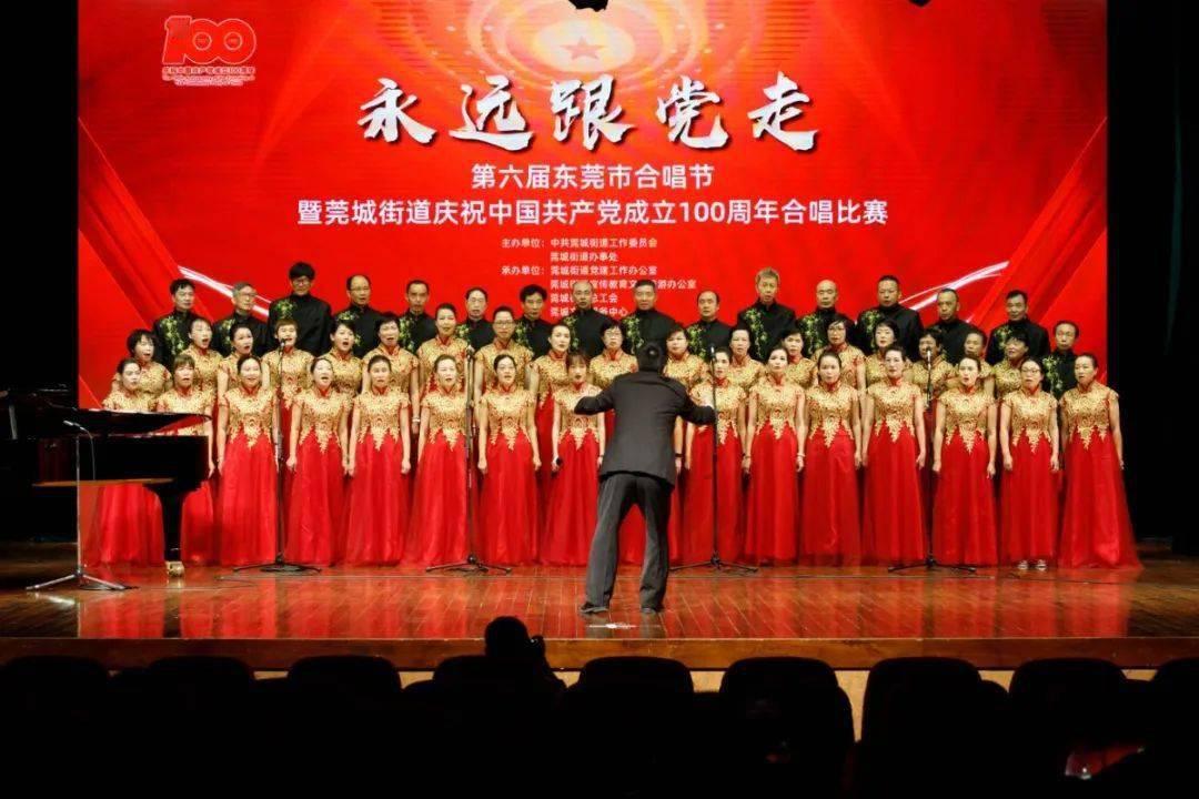 四川大爷翻修老宅发现千年古墓,专家大喜过望,挖出了千年宝剑