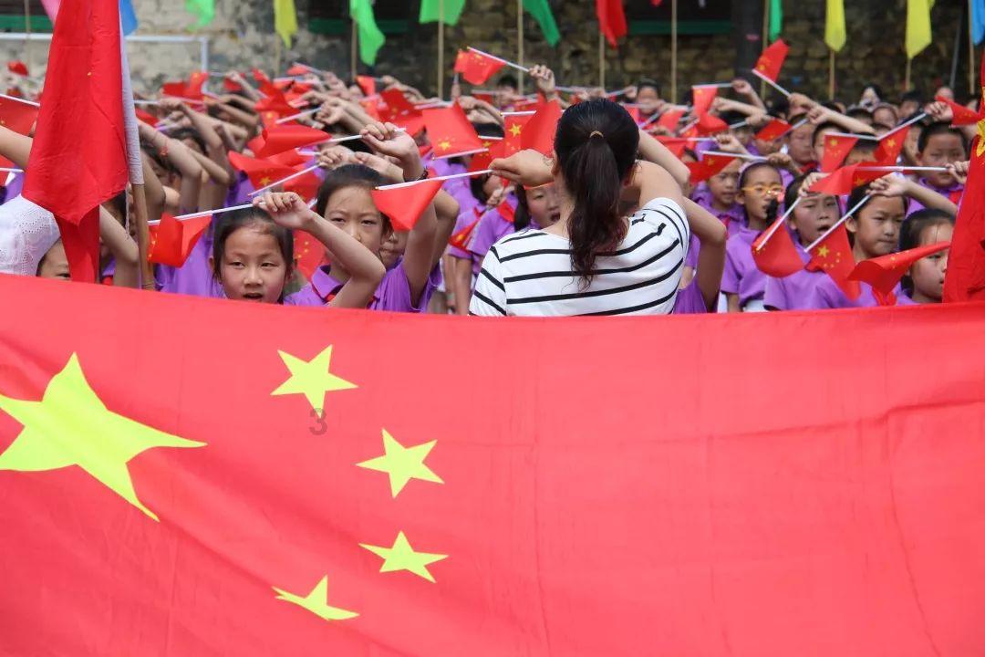 听闻儿子要当驸马，寡母直言想嫁人了