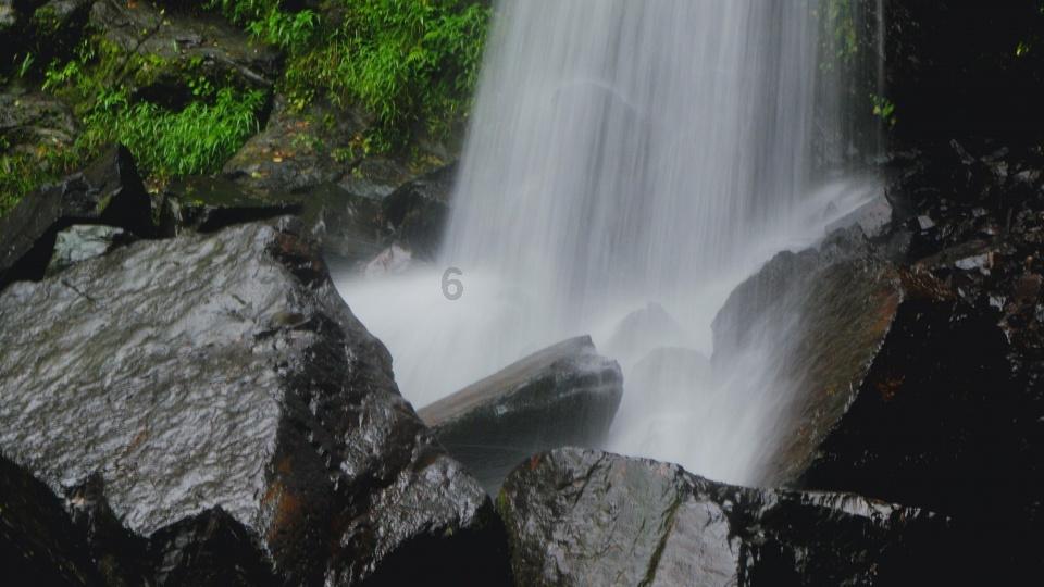 逃离冰淇淋岛屿