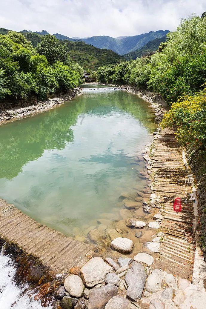 细品《水浒传》之替天行道,人性遮羞布:我穷我有理,你富你该杀