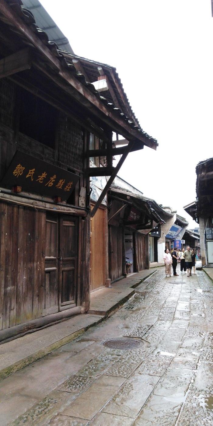 探索神秘房间