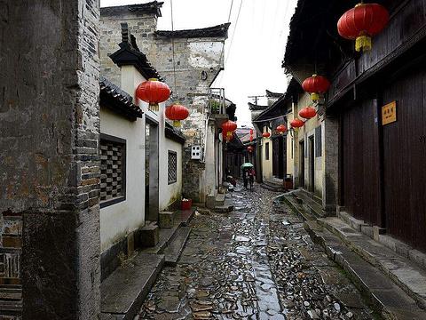 层层恐惧