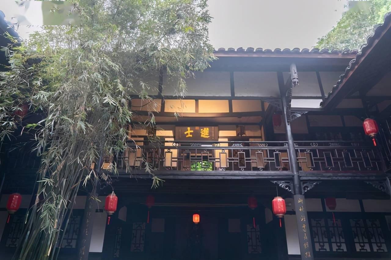 美容不满意,可以退费吗?