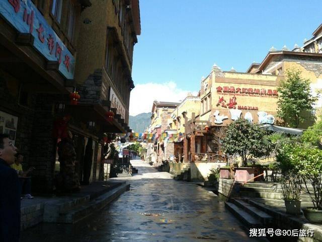 春运第二天客流持续上升,铁路公路民航全力应对