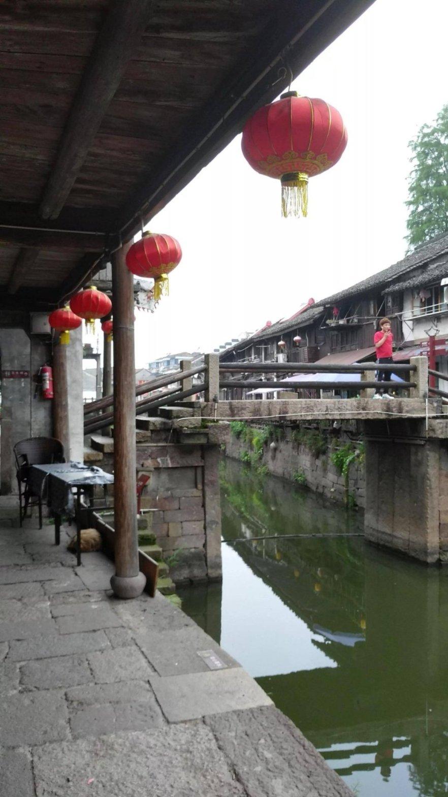怎么安慰闺蜜？游戏画面