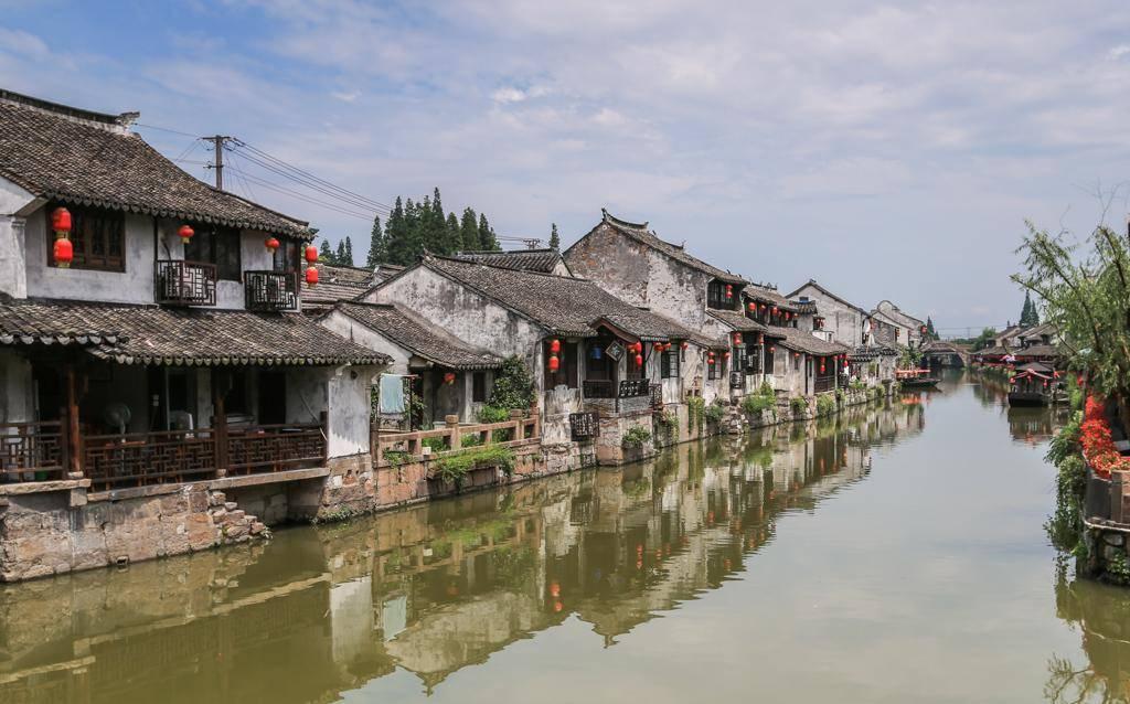 逃离荒凉的地方
