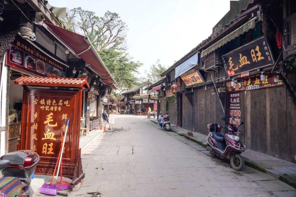 逃离违建房屋4